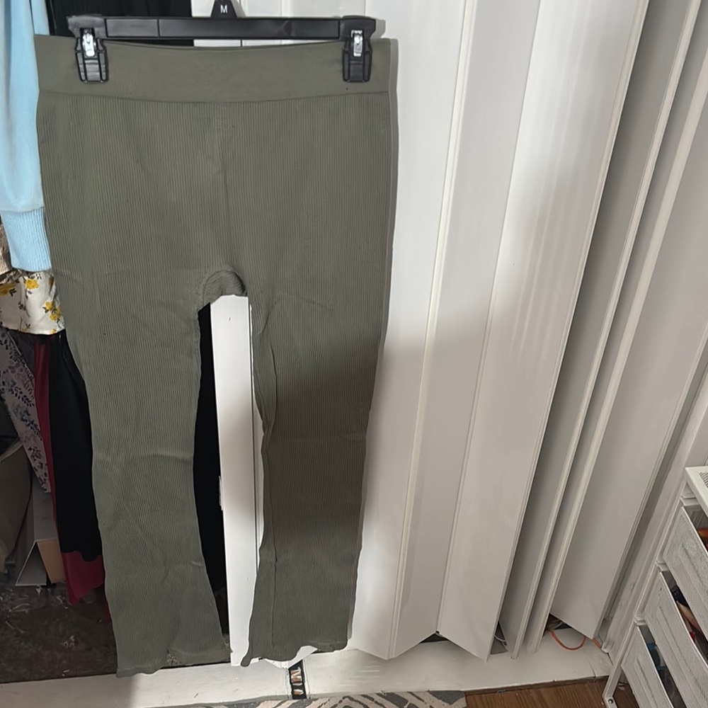 Olive Green Ribbed Leggings
